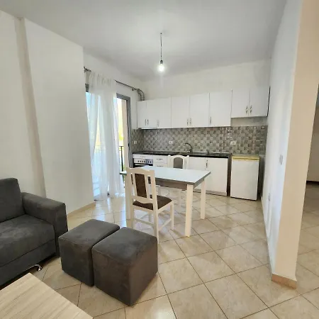 Pano Central דירה Vlorë